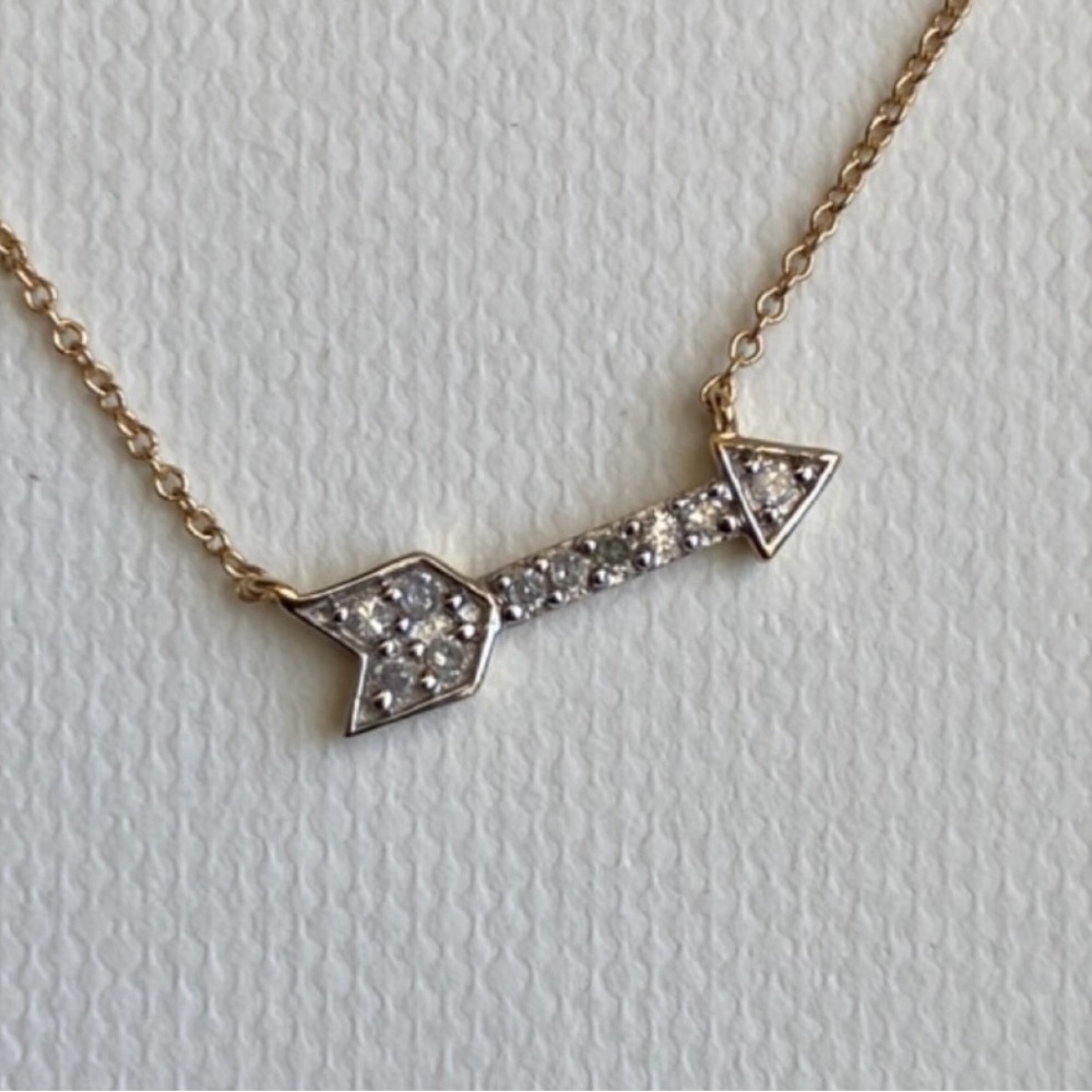 Stella & Dot Covet Pavé Adventure Necklace - Arrow Necklace - Picture 3 of 3